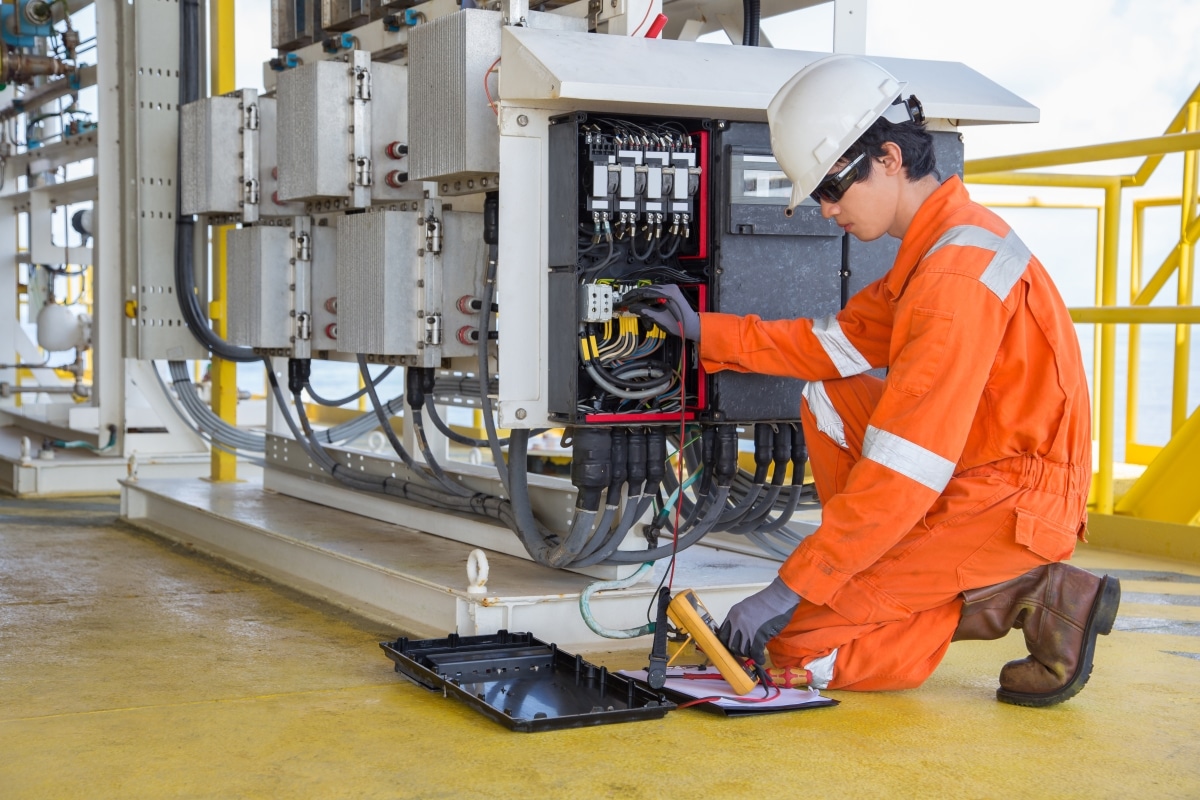 setting-in-place firemen providing electrical burnout support
